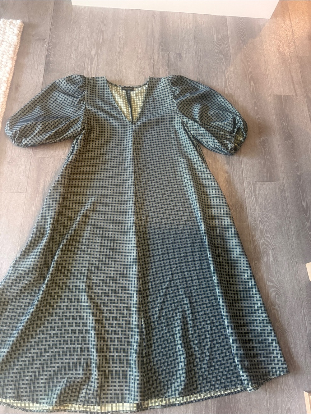 STINE GOYA Olive Check V-Neck Puff Sleeve Midi Dress